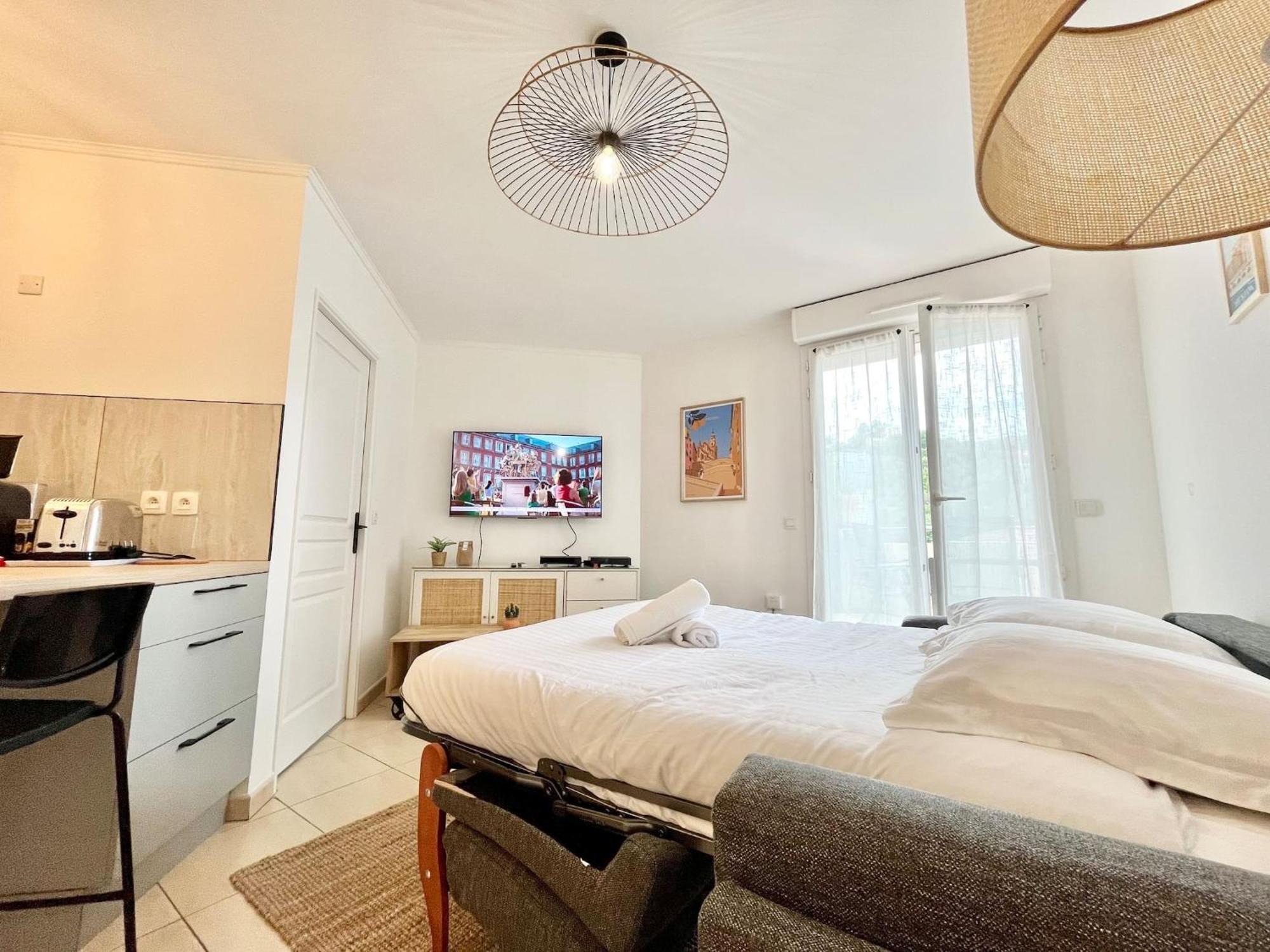 'La Villa Melanie' Neuf, Equipe, Terrasse, Centre 멍똥 외부 사진