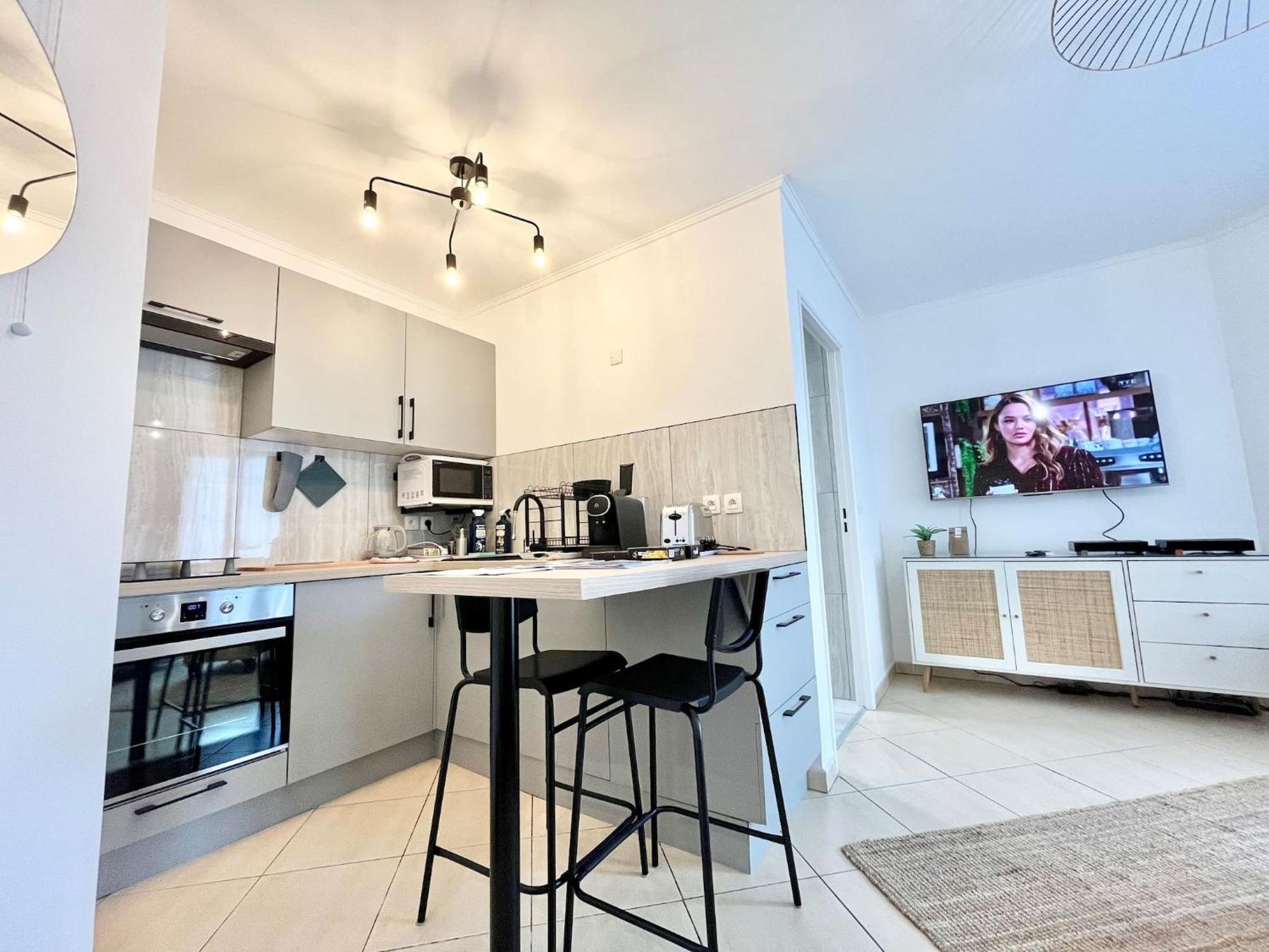 'La Villa Melanie' Neuf, Equipe, Terrasse, Centre 멍똥 외부 사진